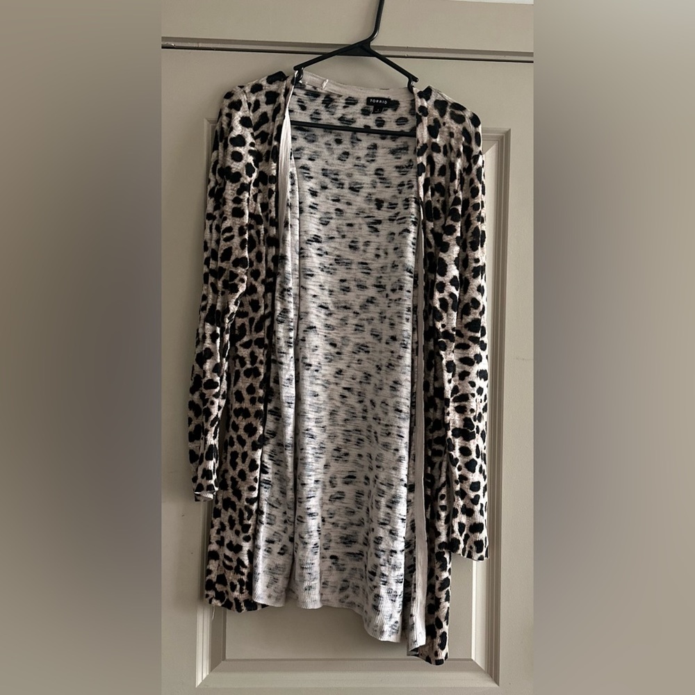 Cheetah print Cardigan 🐆